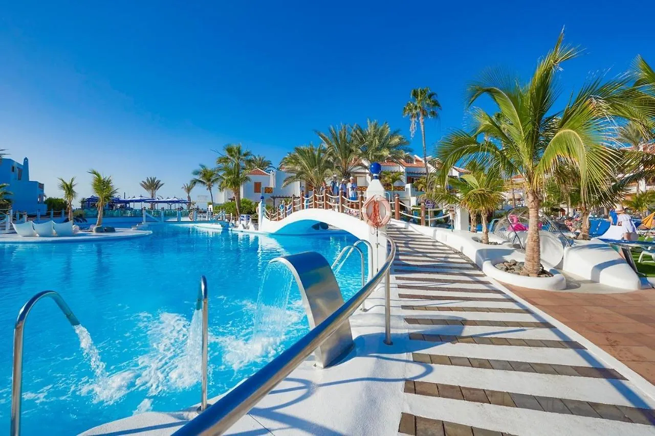 Villas And Apartments In A Popular Complex Playa de las Americas